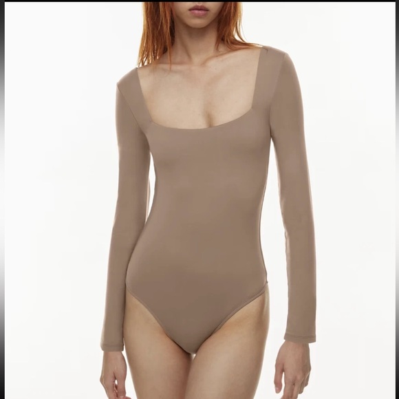 Aritzia Babaton Contour Square Neck Long Sleeve Bodysuit Deep Taupe Bodysuit XS - Picture 1 of 11